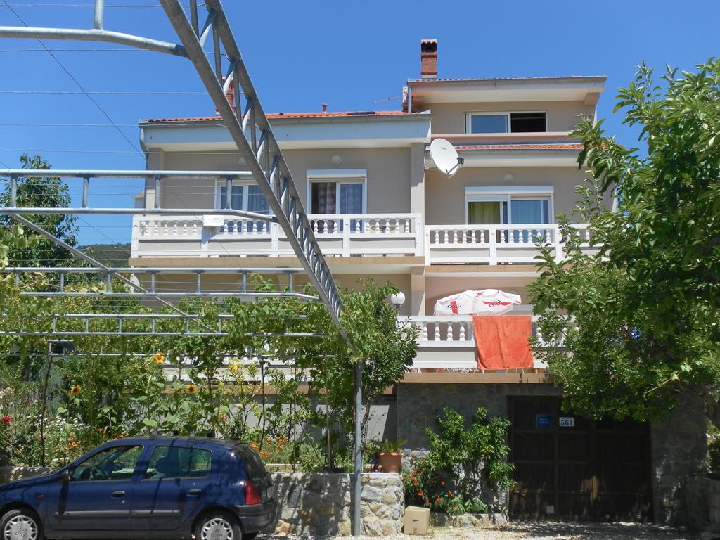 Apartments Vesna Banjol Zewnętrze zdjęcie